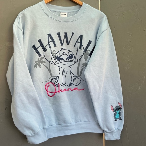 Disney Lilo And Stitch Light Blue Pullover Crewneck Sweater Size XL - Picture 9 of 11